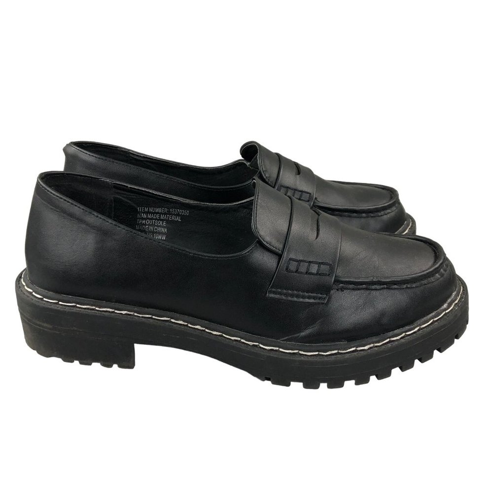 Torrid Women's Size 10WW Black Faux Leather Chunky Lug Round Toe Slip On Loafers